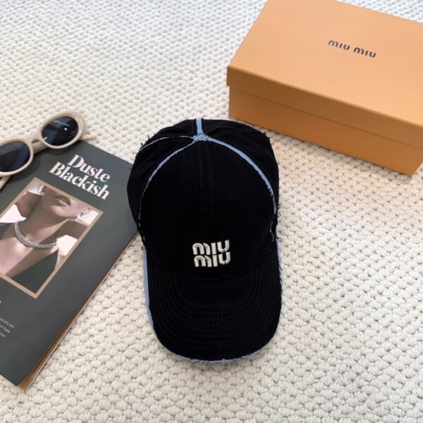 repliche,replica,perfette,siti di,affidabili,migliori siti,dove comprare,1:1,scarpe da ginnastica Cappellino da baseball ricamato stile nuovo ordine MIUMIU versione alta (J3PN6)