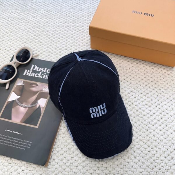 repliche,replica,perfette,siti di,affidabili,migliori siti,dove comprare,1:1,scarpe da ginnastica Cappellino da baseball ricamato in stile nuovo ordine MIUMIU versione alta (ZGBQD)