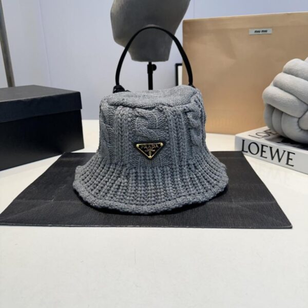 repliche,replica,perfette,siti di,affidabili,migliori siti,dove comprare,1:1,scarpe da ginnastica Cappello da pescatore lavorato a maglia Prada di alta qualità (2PSOX)