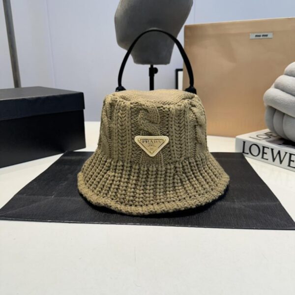 repliche,replica,perfette,siti di,affidabili,migliori siti,dove comprare,1:1,scarpe da ginnastica Cappello da pescatore lavorato a maglia Prada di alta qualità (6A71H)