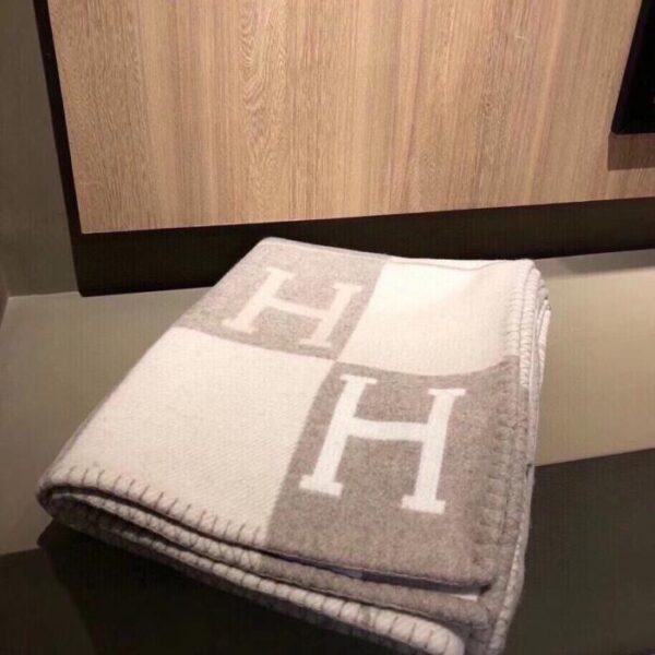 repliche,replica,perfette,siti di,affidabili,migliori siti,dove comprare,1:1,scarpe da ginnastica Coperta in cashmere premium HERMES (BO2QA)
