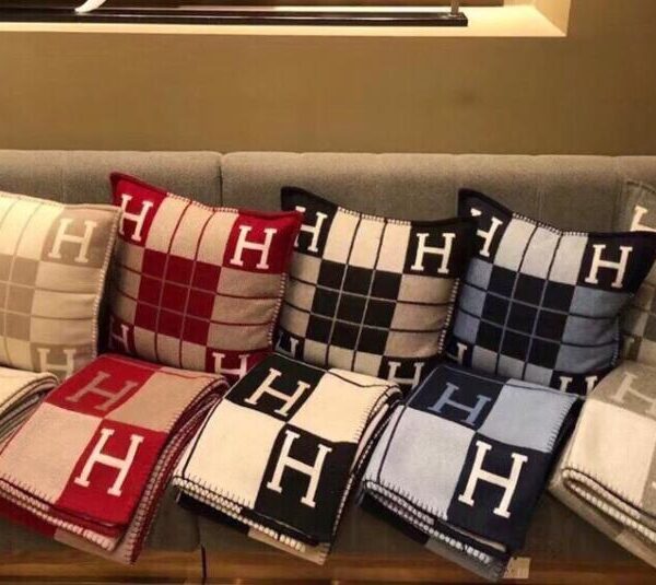 repliche,replica,perfette,siti di,affidabili,migliori siti,dove comprare,1:1,scarpe da ginnastica Coperta in cashmere premium HERMES (F5YLS)