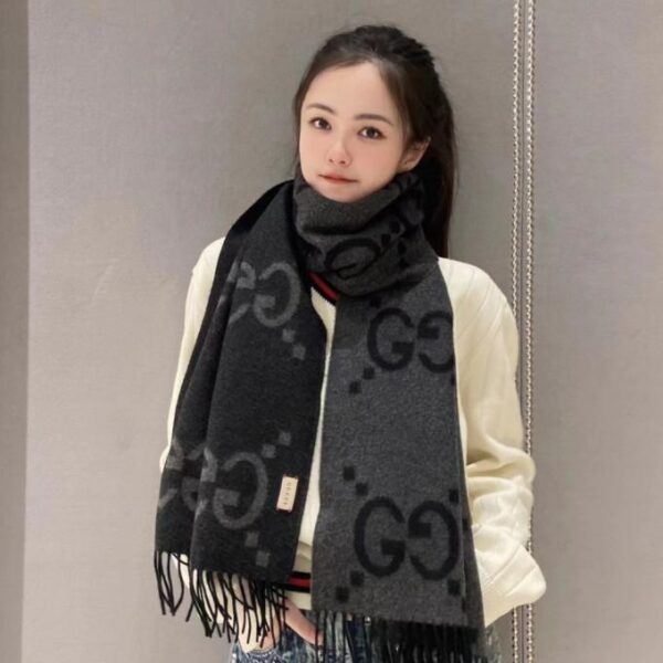 repliche,replica,perfette,siti di,affidabili,migliori siti,dove comprare,1:1,scarpe da ginnastica Sciarpa Big G Tassel, stile classico, double face, con nappa jacquard Big G (C77YR)