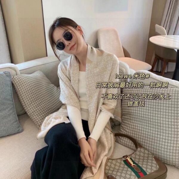 repliche,replica,perfette,siti di,affidabili,migliori siti,dove comprare,1:1,scarpe da ginnastica Sciarpa Loewe (JOB0O)