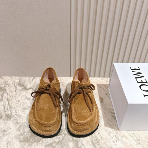repliche,replica,perfette,siti di,affidabili,migliori siti,dove comprare,1:1,scarpe da ginnastica L’ultima tendenza britannica di LOEWE, la serie cool con sincronizzazione del contatore, le nuove scarpe da coppia (B6I2P)