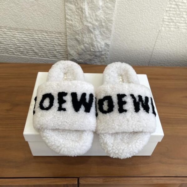 repliche,replica,perfette,siti di,affidabili,migliori siti,dove comprare,1:1,scarpe da ginnastica Pantofole in lana con stampa di lettere LOEWE autunno e inverno, versione top (HYNME)