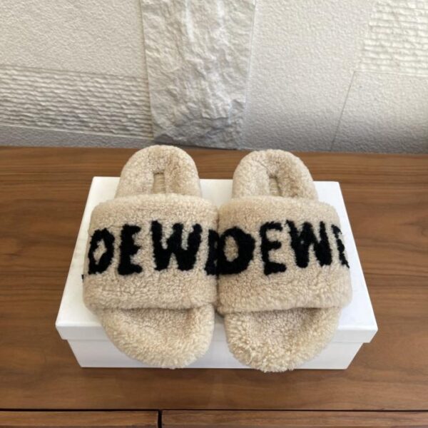 repliche,replica,perfette,siti di,affidabili,migliori siti,dove comprare,1:1,scarpe da ginnastica Pantofole in lana con stampa di lettere LOEWE autunno e inverno, versione top (V1EQ2)