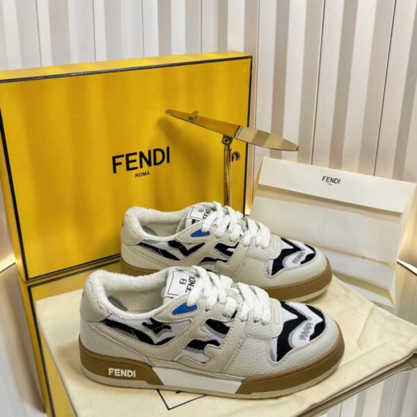 repliche,replica,perfette,siti di,affidabili,migliori siti,dove comprare,1:1,scarpe da ginnastica Fendi abbina le ultime scarpe casual e sportive (0IFE2)