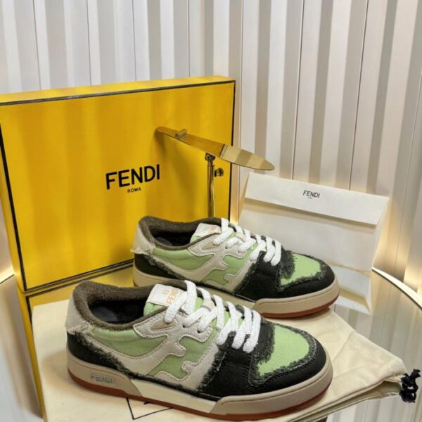 repliche,replica,perfette,siti di,affidabili,migliori siti,dove comprare,1:1,scarpe da ginnastica Fendi abbina le ultime scarpe casual da coppia alle scarpe sportive (6LJ3U)
