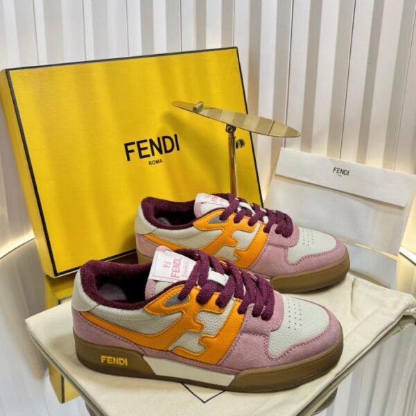 repliche,replica,perfette,siti di,affidabili,migliori siti,dove comprare,1:1,scarpe da ginnastica Fendi abbina le ultime scarpe casual e sportive (7A573)