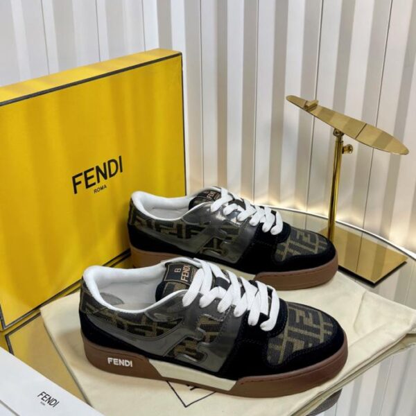 repliche,replica,perfette,siti di,affidabili,migliori siti,dove comprare,1:1,scarpe da ginnastica Fendi abbina le ultime scarpe casual e sportive (7JZN0)