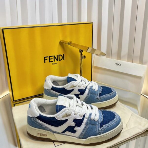 repliche,replica,perfette,siti di,affidabili,migliori siti,dove comprare,1:1,scarpe da ginnastica Fendi abbina le ultime scarpe casual e sportive (CZIN0)