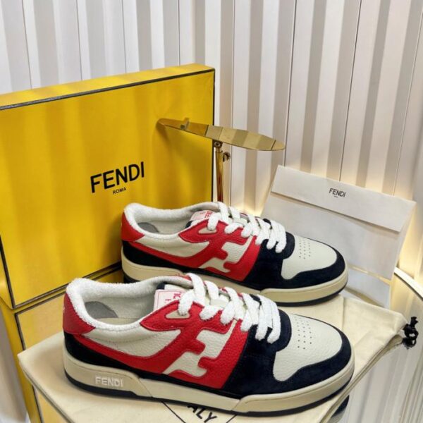 repliche,replica,perfette,siti di,affidabili,migliori siti,dove comprare,1:1,scarpe da ginnastica Fendi abbina le ultime scarpe casual e sportive (X4YPO)