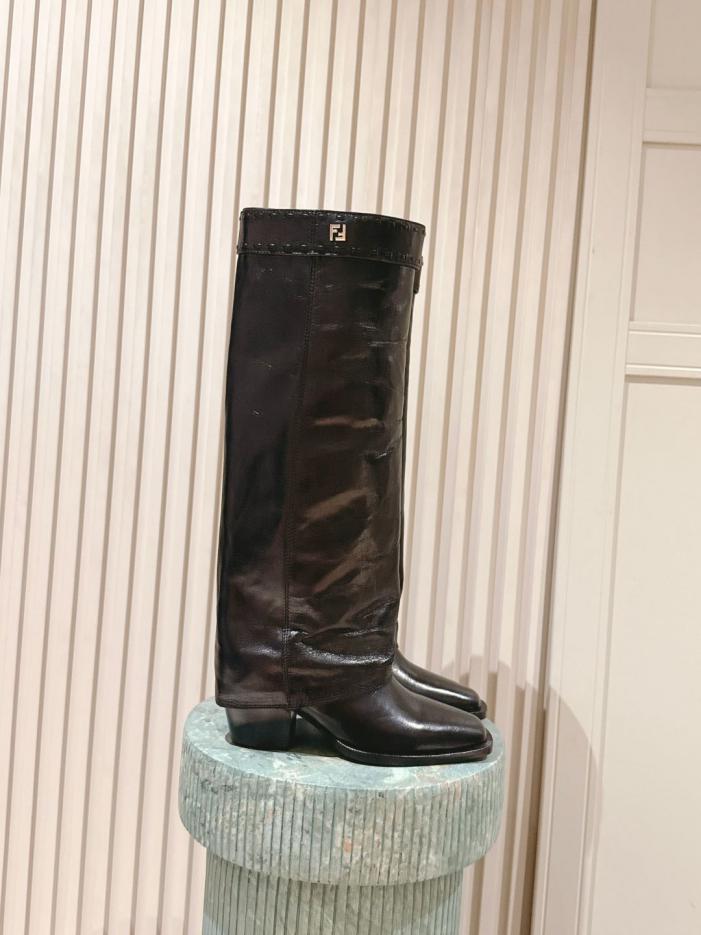 repliche,replica,perfette,siti di,affidabili,migliori siti,dove comprare,1:1,scarpe da ginnastica Stivali classici autunnali e invernali FENDI di livello di acquisto (KECCD) repliche,replica,perfette,siti di,affidabili,migliori siti,dove comprare,1:1,scarpe da ginnastica Stivali classici autunnali e invernali FENDI di livello di acquisto (KECCD)