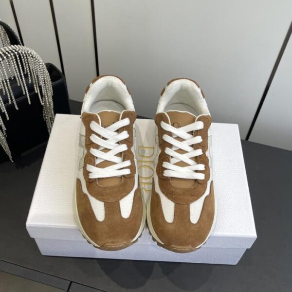 L'ultimo modello di passerella di Dior, le scarpe casual da coppia Forrest Gump (N9X02)