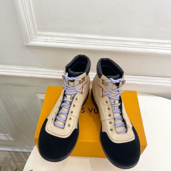 repliche,replica,perfette,siti di,affidabili,migliori siti,dove comprare,1:1,scarpe da ginnastica Nuovi arrivi autunno/inverno Louis Vuitton: scarponi da trekking classici con lacci di alta qualità (J597X)