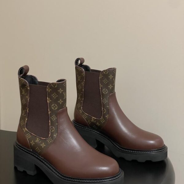 repliche,replica,perfette,siti di,affidabili,migliori siti,dove comprare,1:1,scarpe da ginnastica Stivaletti Chelsea con tacco alto e suola spessa in pelle color block con motivo a scacchiera elasticizzata LV BEAUBOURG di Louis Vuitton (UOVL3)