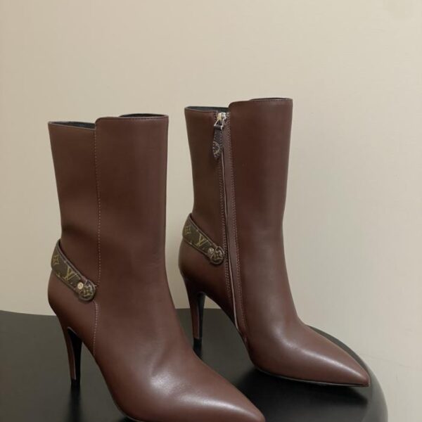 repliche,replica,perfette,siti di,affidabili,migliori siti,dove comprare,1:1,scarpe da ginnastica Stivaletti Louis Vuitton Lv LEGACY con tacco alto e punta stivaletti bassi (PLMIN)