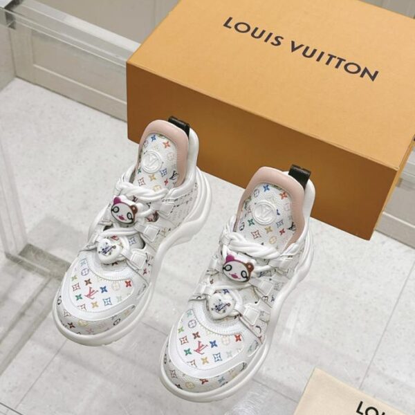 repliche,replica,perfette,siti di,affidabili,migliori siti,dove comprare,1:1,scarpe da ginnastica Scarpe da ginnastica Louis Vuitton Murakami Archlight Classic Daddy con motivo animalier decorato fai da te (2W39H)