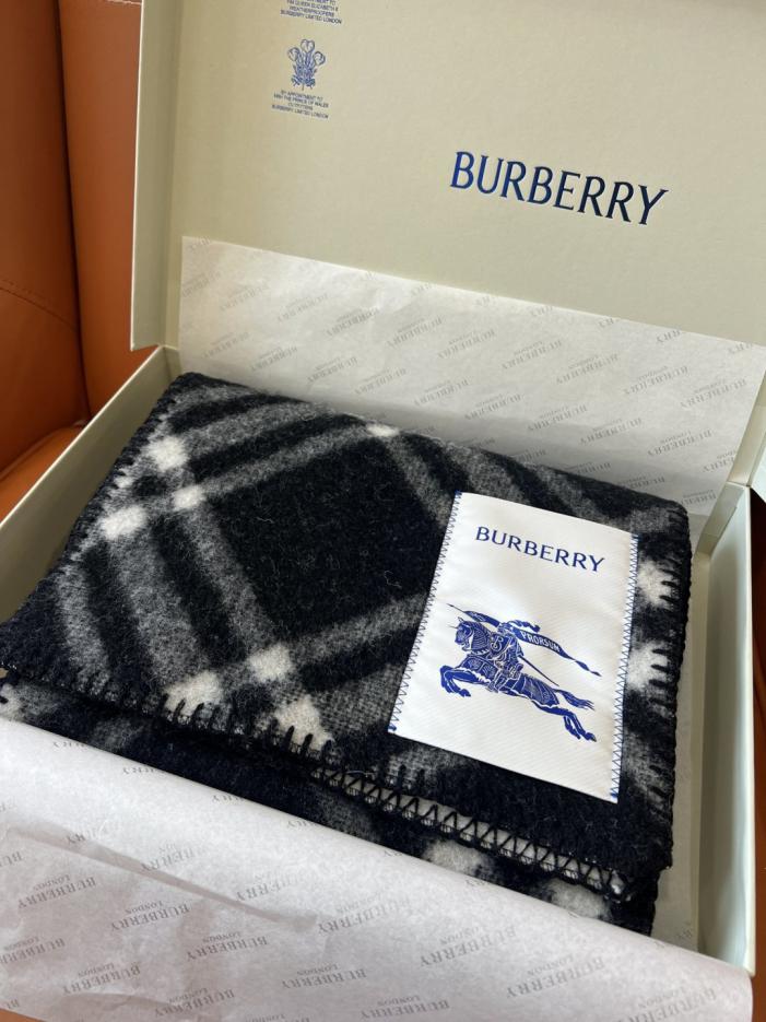 repliche,replica,perfette,siti di,affidabili,migliori siti,dove comprare,1:1,scarpe da ginnastica Ultima versione della sciarpa Burberry in lana selezionata al 100%, adatta sia per uomo che per donna (YT298) repliche,replica,perfette,siti di,affidabili,migliori siti,dove comprare,1:1,scarpe da ginnastica Ultima versione della sciarpa Burberry in lana selezionata al 100%, adatta sia per uomo che per donna (YT298)