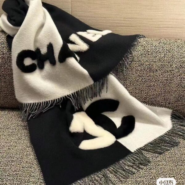 repliche,replica,perfette,siti di,affidabili,migliori siti,dove comprare,1:1,scarpe da ginnastica Chanel colorblock + grandi lettere pelose (2EBJF)