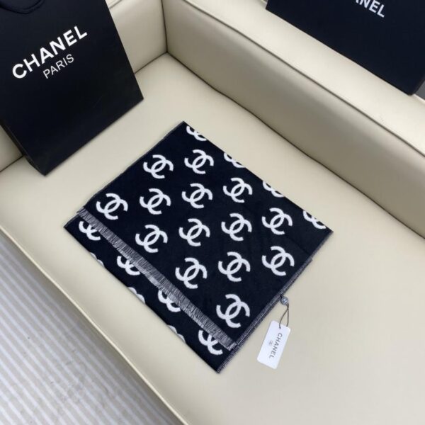 repliche,replica,perfette,siti di,affidabili,migliori siti,dove comprare,1:1,scarpe da ginnastica Nuova sciarpa bifacciale Chanel (97XP0)