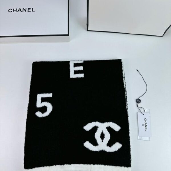 repliche,replica,perfette,siti di,affidabili,migliori siti,dove comprare,1:1,scarpe da ginnastica Sciarpa di lana lavorata a maglia Chanel (3RWRG)