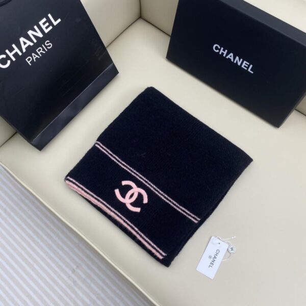 repliche,replica,perfette,siti di,affidabili,migliori siti,dove comprare,1:1,scarpe da ginnastica Sciarpa Chanel Knitted Series 100% cashmere (2C4NN)