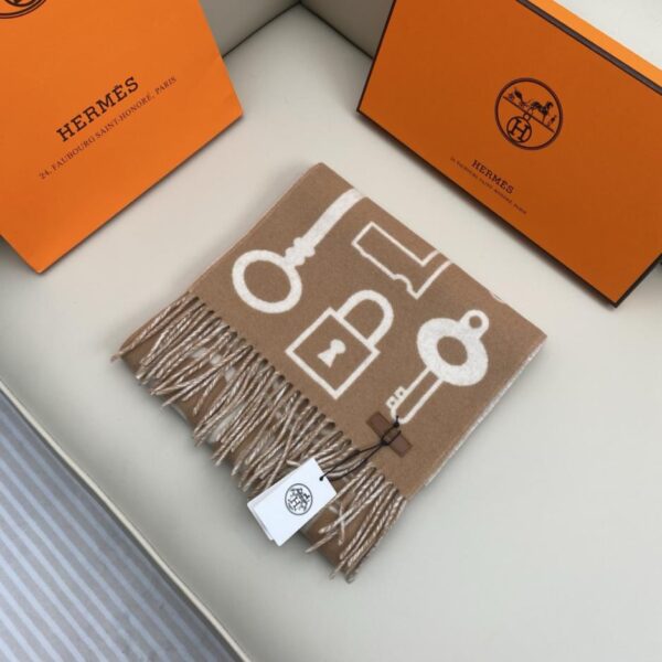 Sciarpa in cashmere double face con chiave H di Hermes (GVRX0)