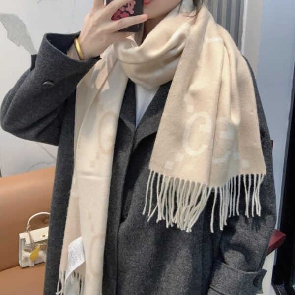 repliche,replica,perfette,siti di,affidabili,migliori siti,dove comprare,1:1,scarpe da ginnastica Gucci New Big G Sciarpa in cashmere double-face (P0SDZ)