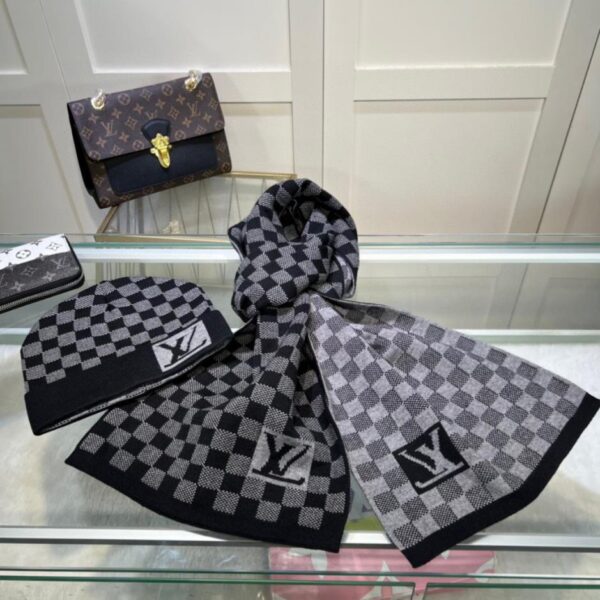 repliche,replica,perfette,siti di,affidabili,migliori siti,dove comprare,1:1,scarpe da ginnastica Sito ufficiale Louis Vuitton Nuovo set di lana e cashmere, cappello + sciarpa, stile unisex (I35ZC)