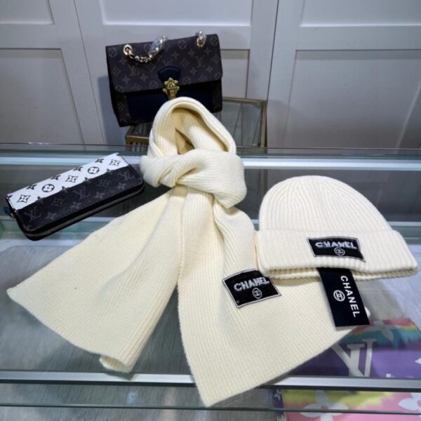 repliche,replica,perfette,siti di,affidabili,migliori siti,dove comprare,1:1,scarpe da ginnastica Sito ufficiale CHANEL nuovo set classico cappello + sciarpa (RIXGJ)