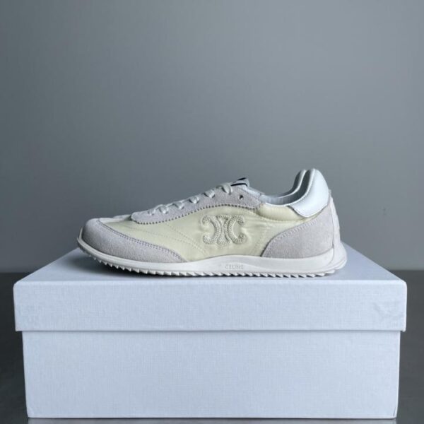 repliche,replica,perfette,siti di,affidabili,migliori siti,dove comprare,1:1,scarpe da ginnastica [Versione principale] Le ultime scarpe sportive casual retrò della serie Racer di Celine (XROW9)