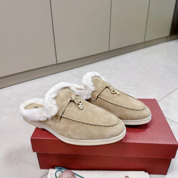 repliche,replica,perfette,siti di,affidabili,migliori siti,dove comprare,1:1,scarpe da ginnastica Pantofole in pelliccia pesante autunno/inverno Loro Piana color albicocca (SQAX4)