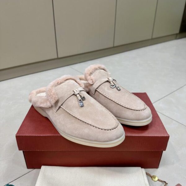 repliche,replica,perfette,siti di,affidabili,migliori siti,dove comprare,1:1,scarpe da ginnastica Pantofole Loro Piana autunno e inverno in lana pesante rosa chiaro (3TXNR)