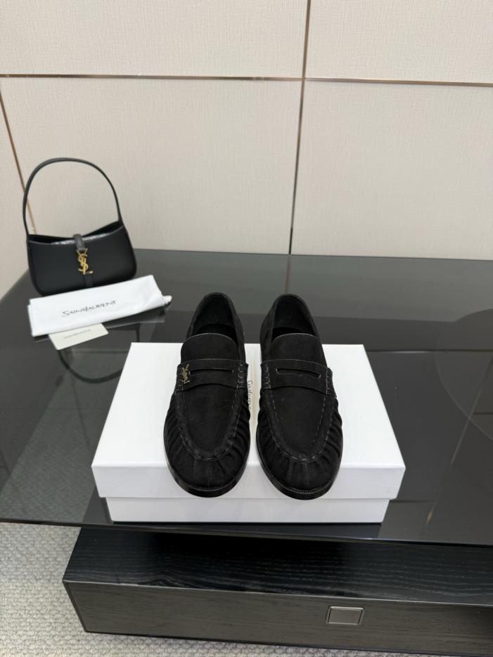 repliche,replica,perfette,siti di,affidabili,migliori siti,dove comprare,1:1,scarpe da ginnastica Mocassini e pantofole con piccolo logo YSL di Saint Laurent (WSYOE) repliche,replica,perfette,siti di,affidabili,migliori siti,dove comprare,1:1,scarpe da ginnastica Mocassini e pantofole con piccolo logo YSL di Saint Laurent (WSYOE)