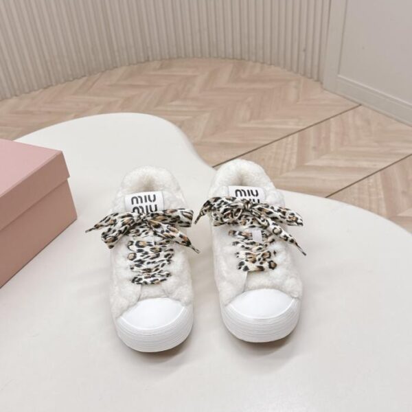 repliche,replica,perfette,siti di,affidabili,migliori siti,dove comprare,1:1,scarpe da ginnastica Scarpe sportive casual Miu Miu autunno e inverno, nuove in lana Dexter (FCQQE)