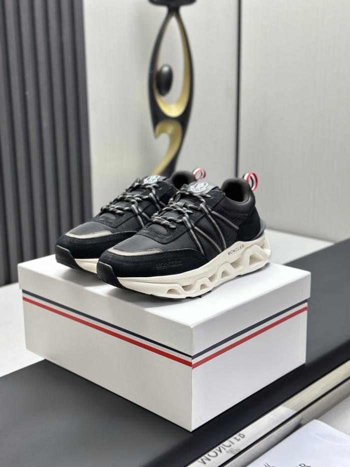 repliche,replica,perfette,siti di,affidabili,migliori siti,dove comprare,1:1,scarpe da ginnastica Scarpe sportive da esterno Moncler Trailgrip GTX ammortizzanti e resistenti agli strappi (SMNZX)