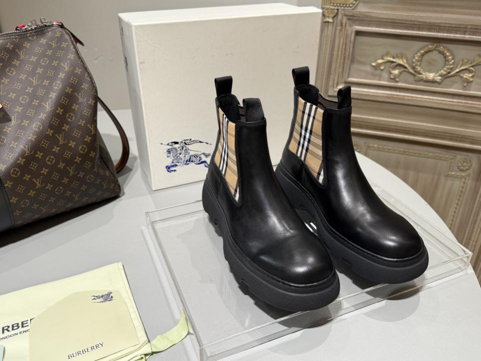 repliche,replica,perfette,siti di,affidabili,migliori siti,dove comprare,1:1,scarpe da ginnastica Stivaletti Chelsea casual Burberry autunno e inverno nuovi stivaletti alti (OQT9G) repliche,replica,perfette,siti di,affidabili,migliori siti,dove comprare,1:1,scarpe da ginnastica Stivaletti Chelsea casual Burberry autunno e inverno nuovi stivaletti alti (OQT9G)