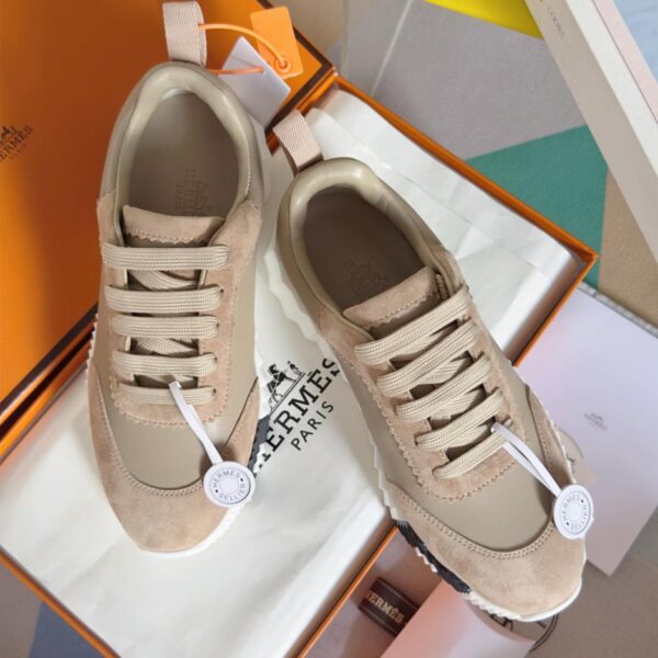 Scarpe sportive casual da coppia della serie Bouncing, modello classico Hermes in vera pelle (UWT0E)
