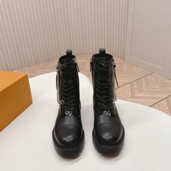 repliche,replica,perfette,siti di,affidabili,migliori siti,dove comprare,1:1,scarpe da ginnastica Nuovi stivali Martin LV autunno e inverno, stivaletti corti (8MJJK)