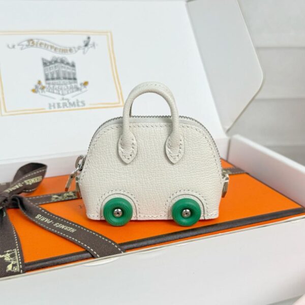 repliche,replica,perfette,siti di,affidabili,migliori siti,dove comprare,1:1,scarpe da ginnastica Portachiavi con ciondolo per borsa Bolide️ Hermes Mini Bowling Bag (5K0I0)