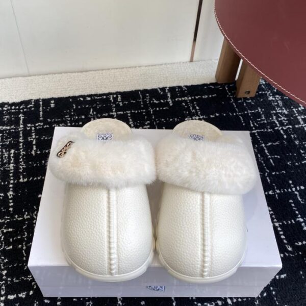 repliche,replica,perfette,siti di,affidabili,migliori siti,dove comprare,1:1,scarpe da ginnastica Pantofole a mezza altezza in lana della collezione autunno/inverno LOEWE (KZAA6)