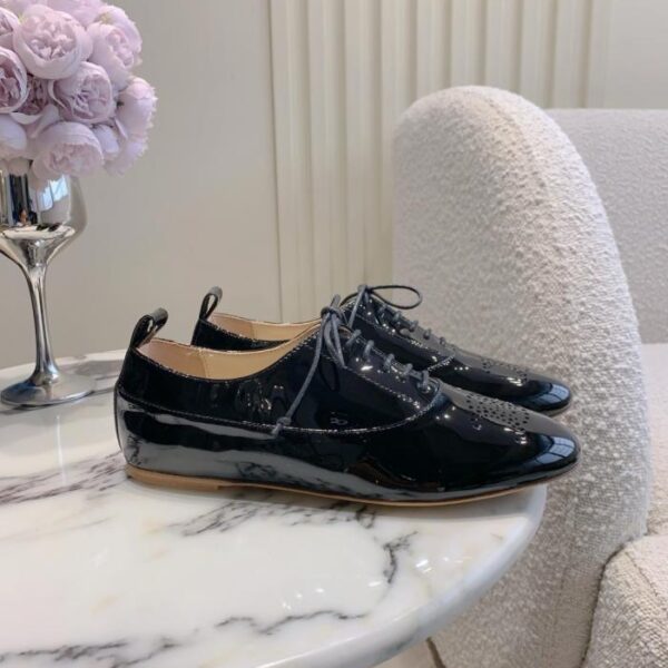 repliche,replica,perfette,siti di,affidabili,migliori siti,dove comprare,1:1,scarpe da ginnastica Nuove scarpe basse con lacci di Celine (A66KJ)