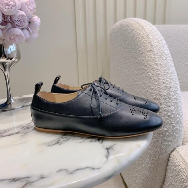 repliche,replica,perfette,siti di,affidabili,migliori siti,dove comprare,1:1,scarpe da ginnastica Nuove ballerine stringate di Celine (HXTIH)