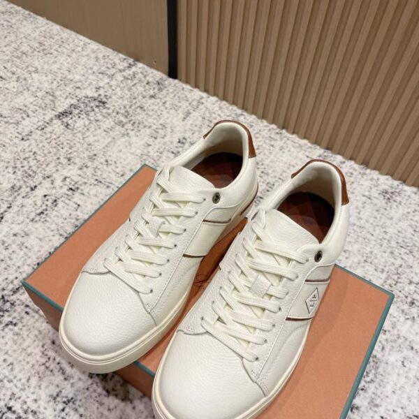 repliche,replica,perfette,siti di,affidabili,migliori siti,dove comprare,1:1,scarpe da ginnastica Versione top delle scarpe da allenamento tedesche LP da uomo della serie Tennis Walk di Loro Piana (AOG81)