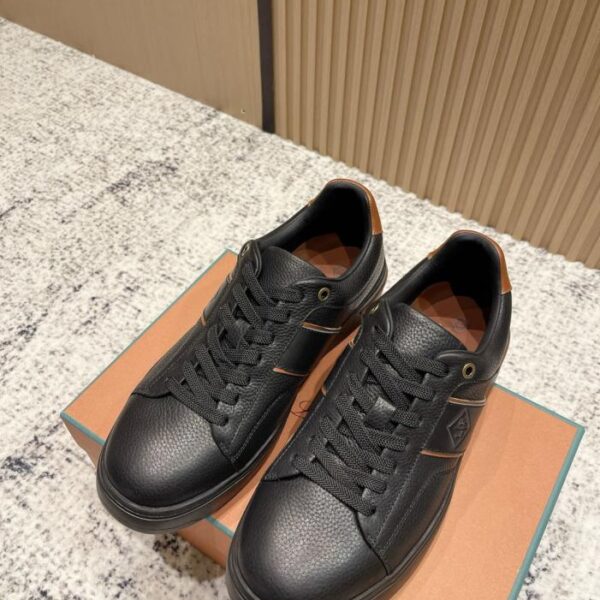 repliche,replica,perfette,siti di,affidabili,migliori siti,dove comprare,1:1,scarpe da ginnastica Versione top delle scarpe da allenamento tedesche LP da uomo della serie Tennis Walk di Loro Piana (MFKIC)