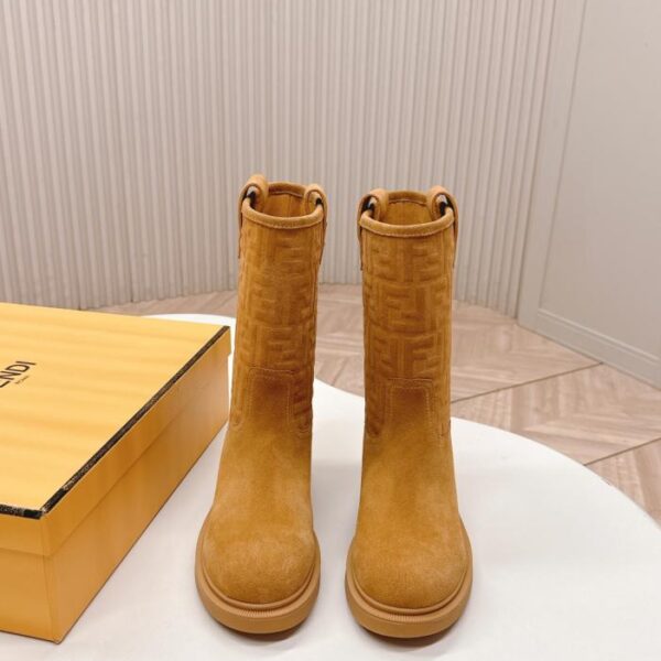 repliche,replica,perfette,siti di,affidabili,migliori siti,dove comprare,1:1,scarpe da ginnastica Stivali corti FENDI nuovi autunnali e invernali, stivali alti, stivali da cavaliere (0XGSI)