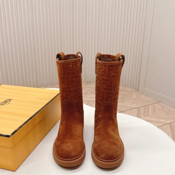 repliche,replica,perfette,siti di,affidabili,migliori siti,dove comprare,1:1,scarpe da ginnastica Stivali corti FENDI nuovi autunnali e invernali, stivali alti, stivali da cavaliere (7CDEV)