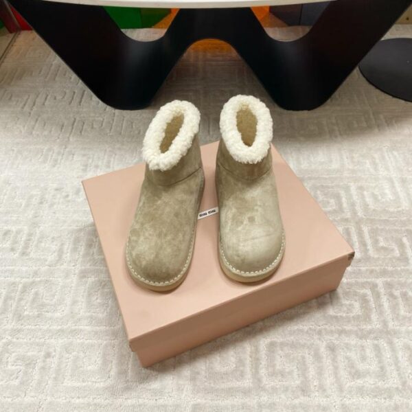 repliche,replica,perfette,siti di,affidabili,migliori siti,dove comprare,1:1,scarpe da ginnastica Miu Miu scarpe da barca stivali da neve in lana (XBXWQ)